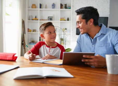 4 Essential Digital Literacy Skills to Teach Your Child in 2022